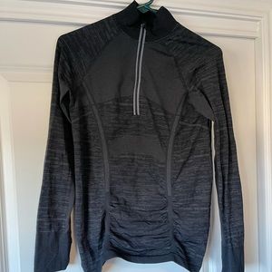 Athleta lightweight running half zip
